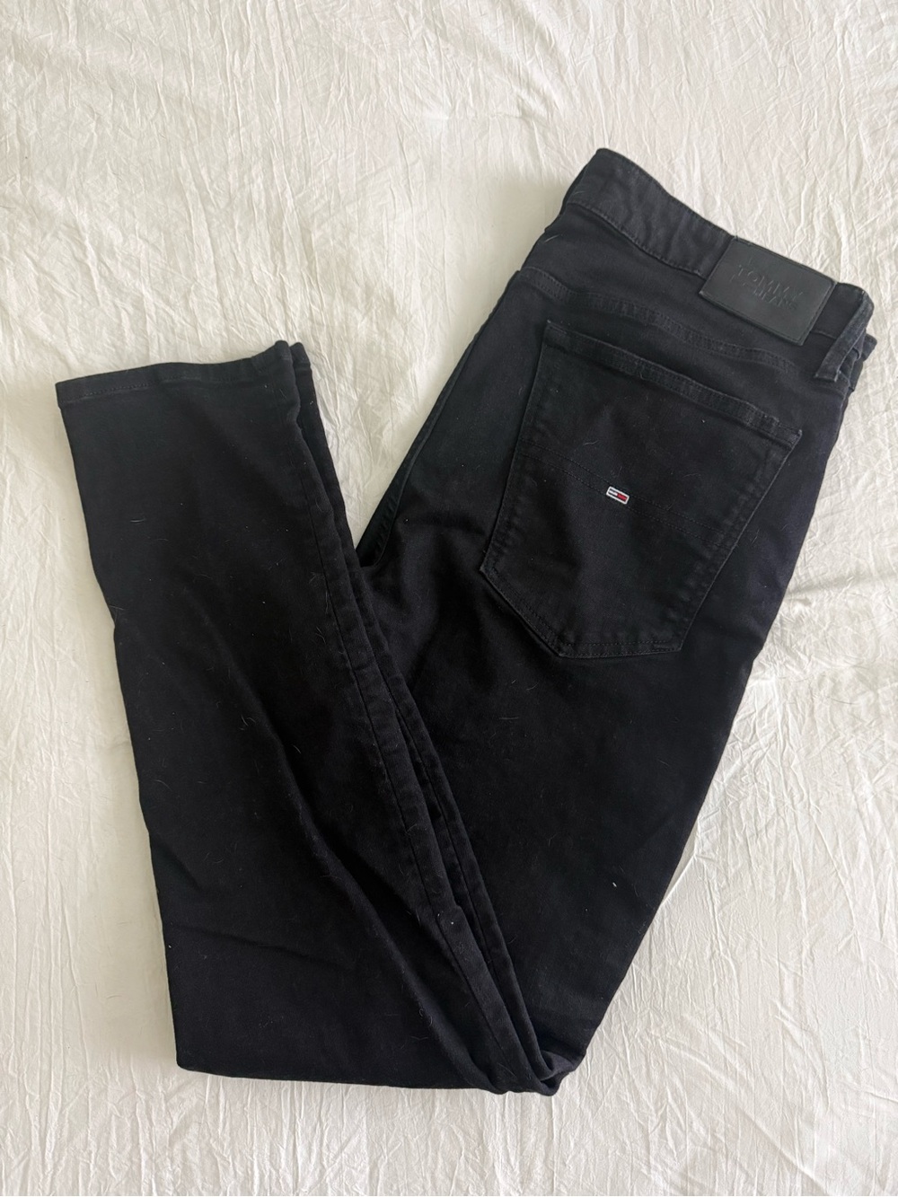 Tommy Hilfiger Men’s Black Skinny Jeans with Icon Pocket Logo